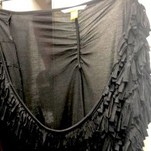 Fringe top in black